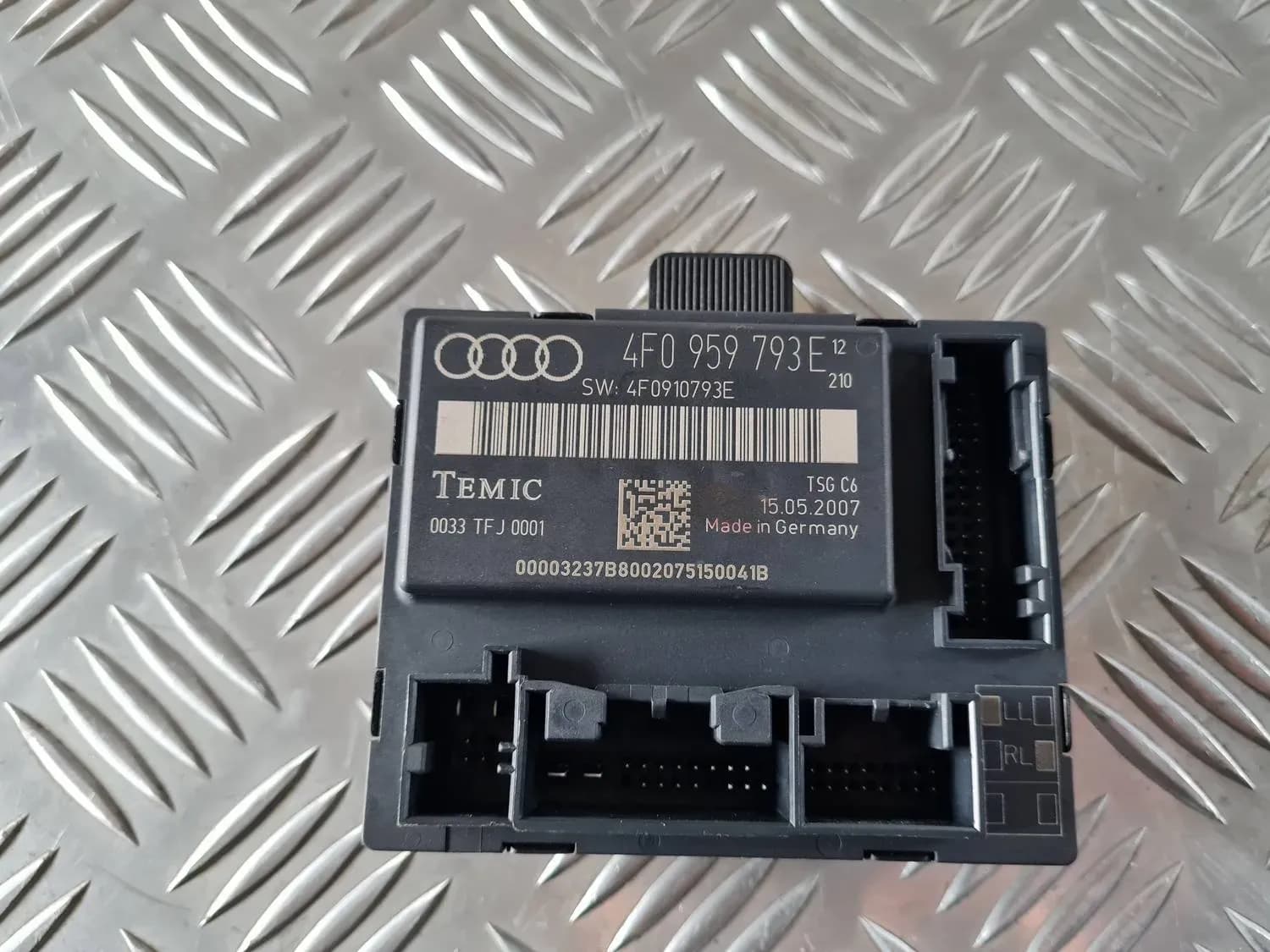 Riadiaca jednotka komfortu AUDI A6 2008 - foto 2