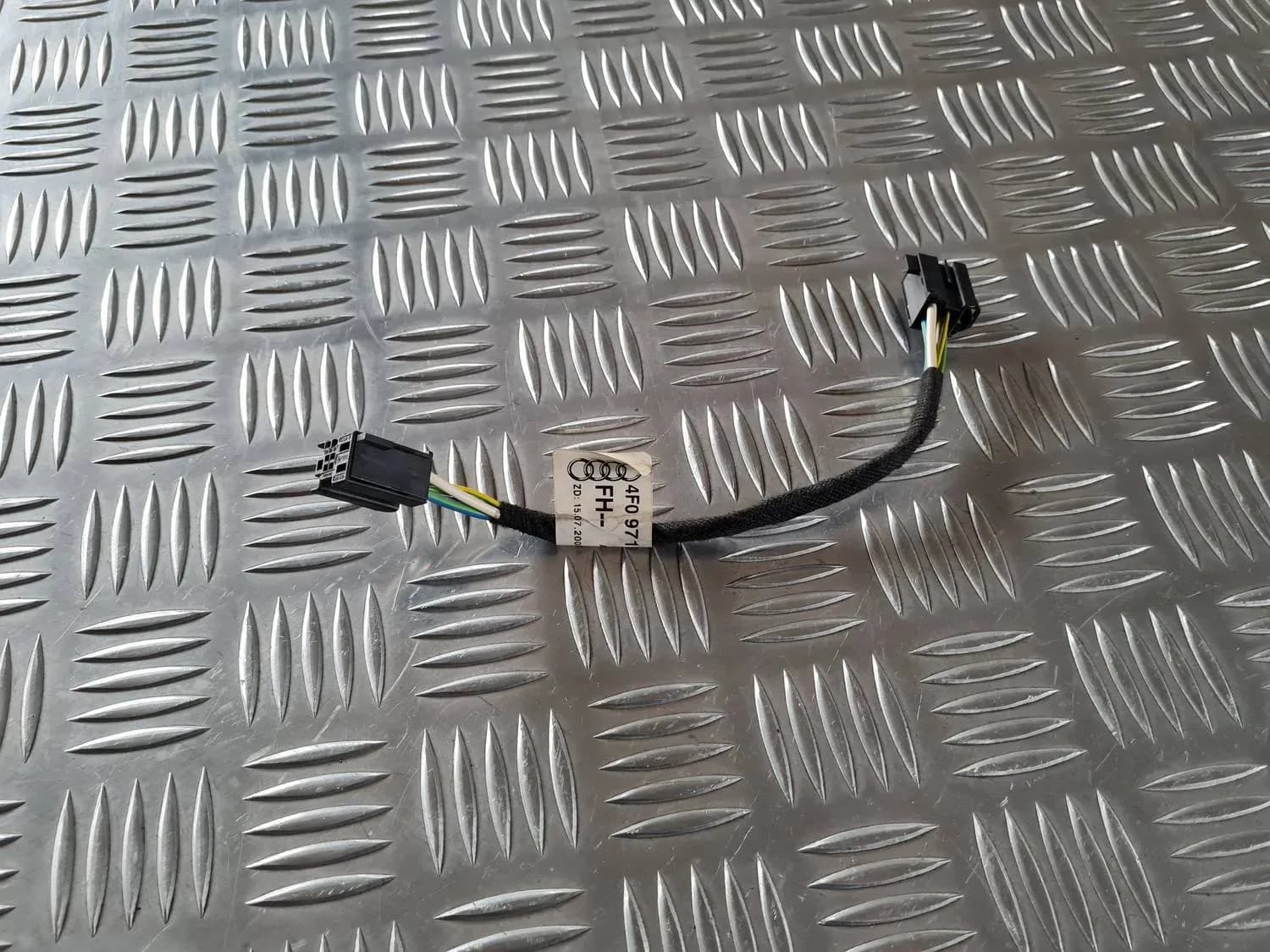 Vodič motora elektrického ovládania okien AUDI A6 2008