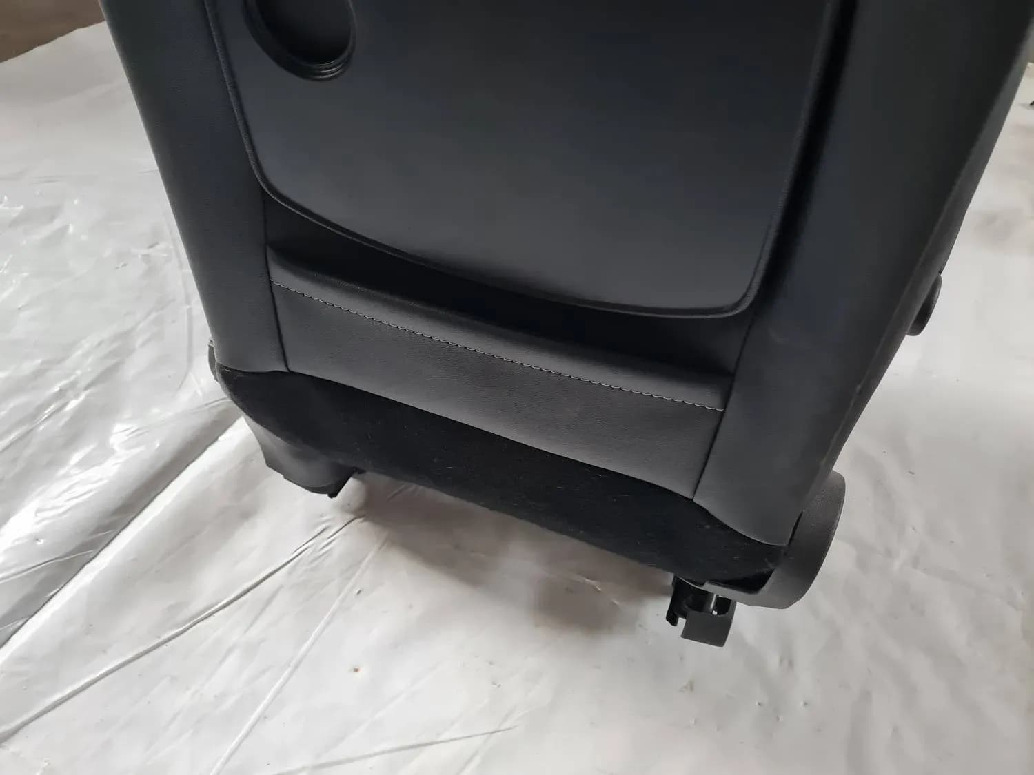 Ľavé predné sedadlo RENAULT SCENIC III 2011 - foto 6
