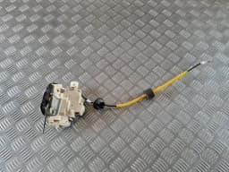 Zámok zadných ľavých dverí AUDI A6 2008