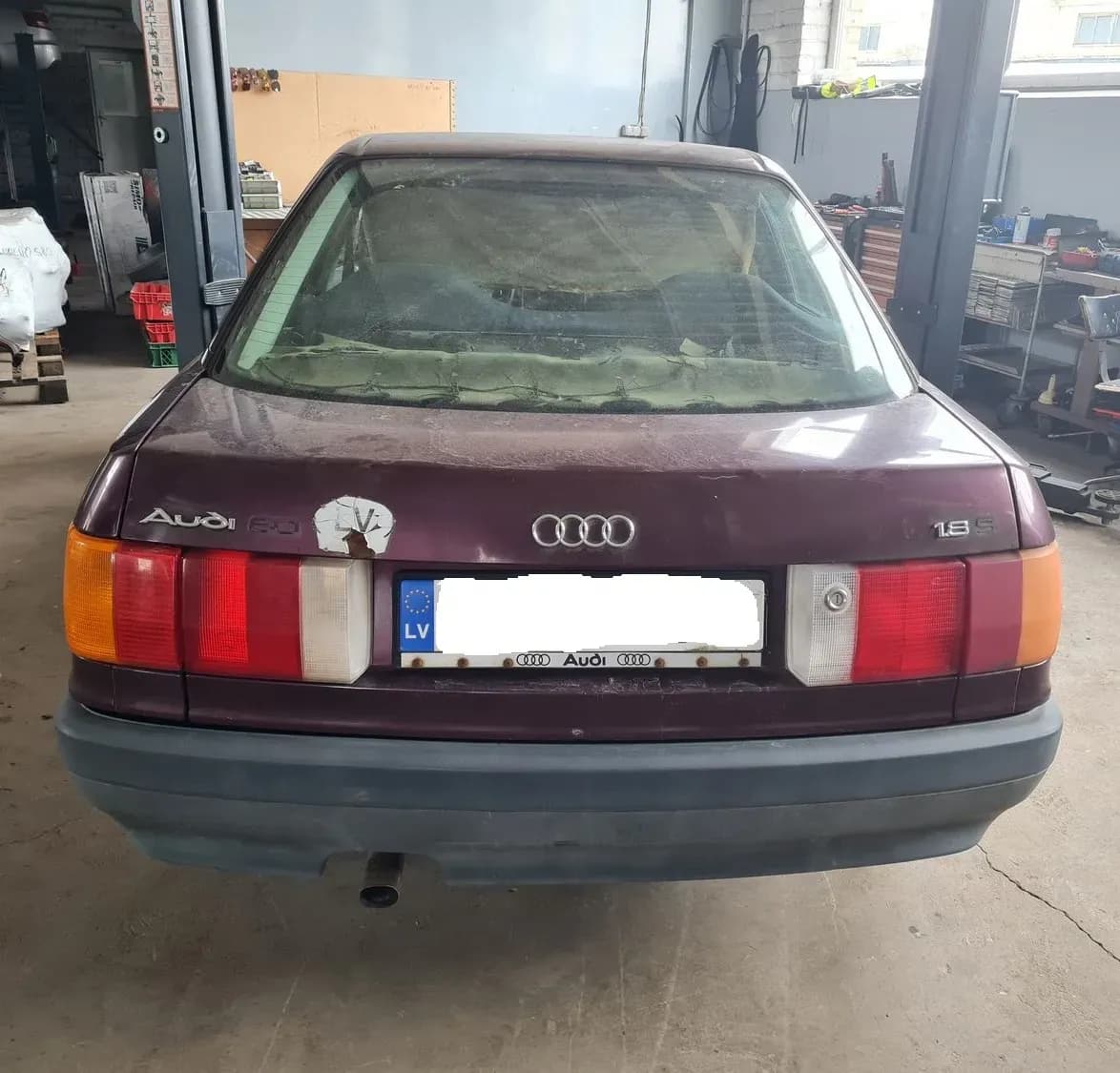 Fotka rozobratého vozidla 3