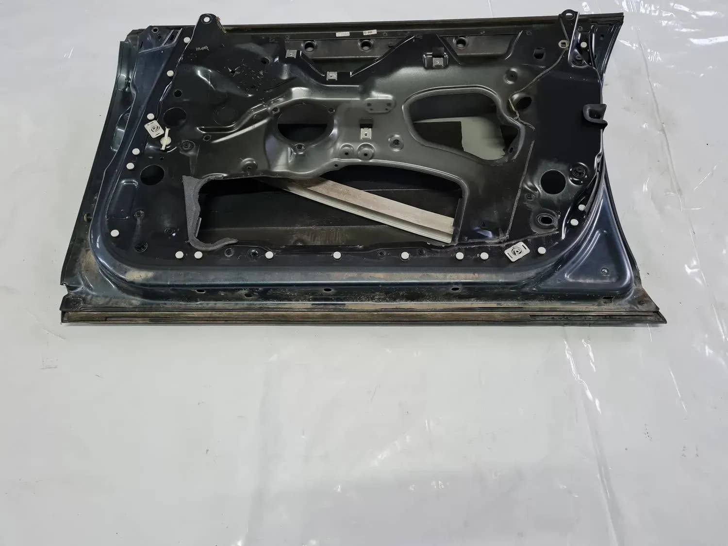 Predné pravé dvere AUDI A6 2008 - foto 8