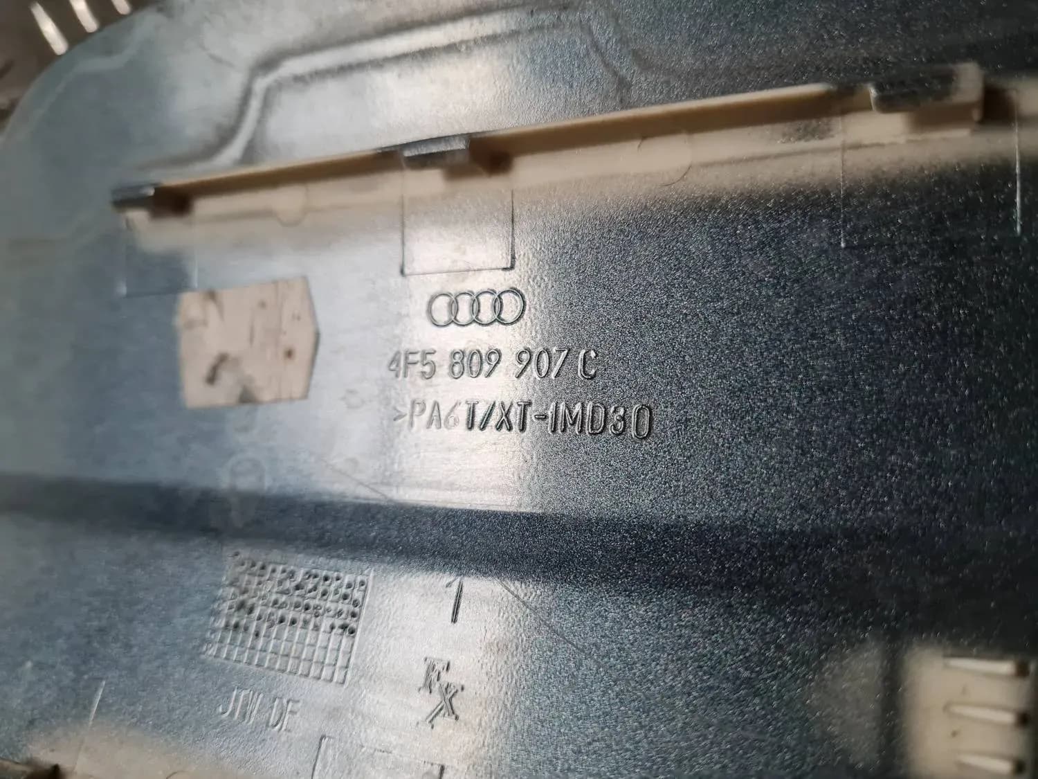 Uzáver palivovej nádrže AUDI A6 2008 - foto 3