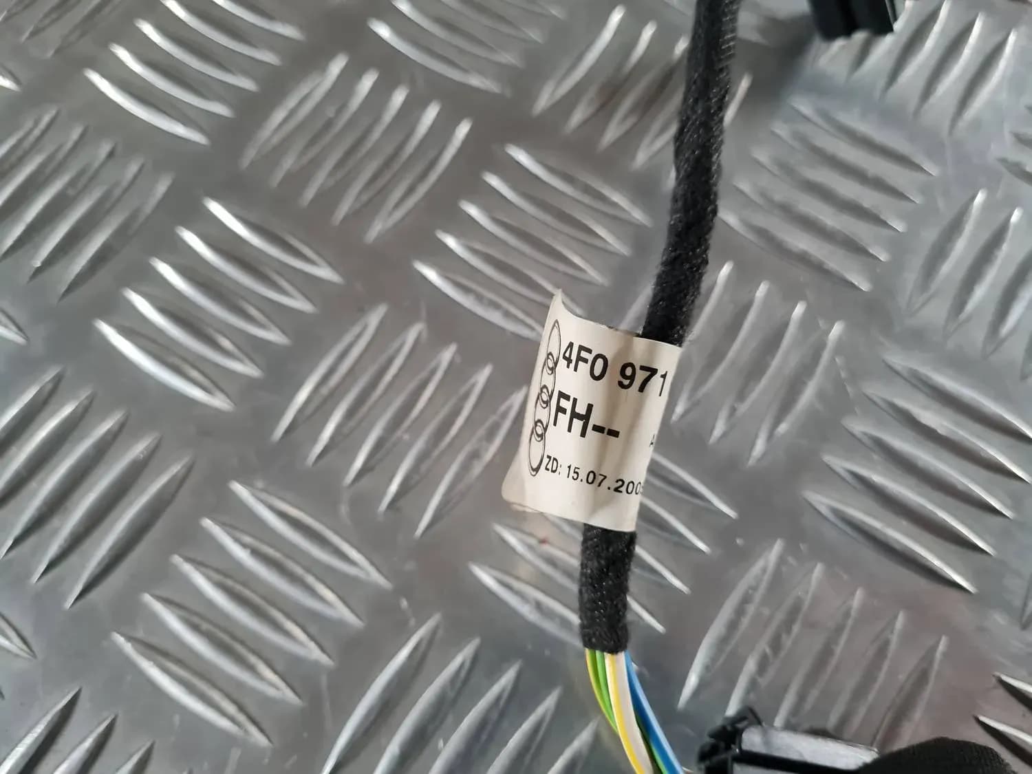 Vodič motora elektrického ovládania okien AUDI A6 2008 - foto 3