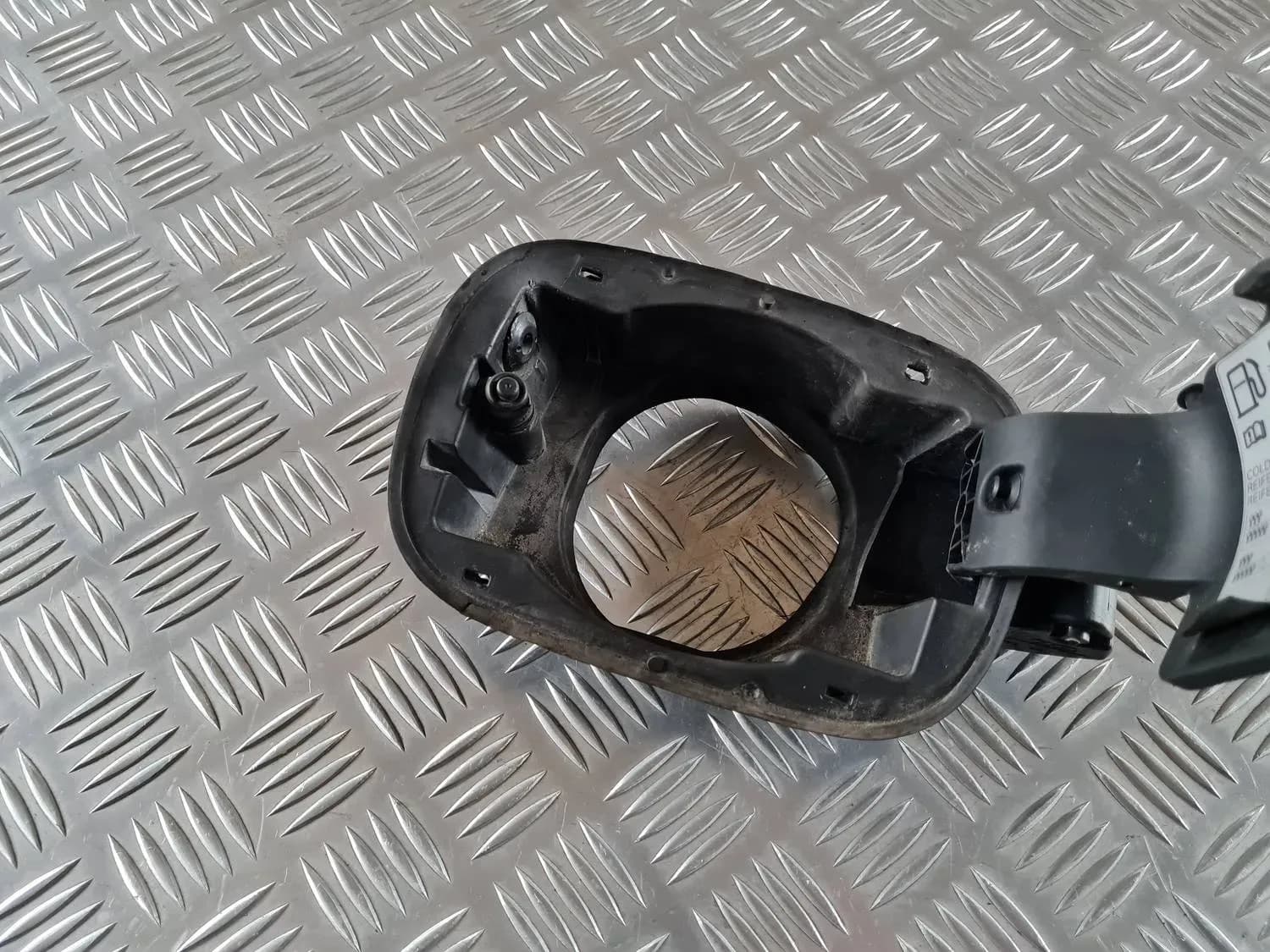 Uzáver palivovej nádrže AUDI A6 2008 - foto 4