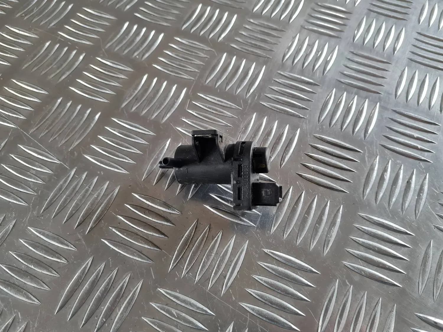 Elektromagnetický podtlakový ventil RENAULT SCENIC III 2011 - foto 3