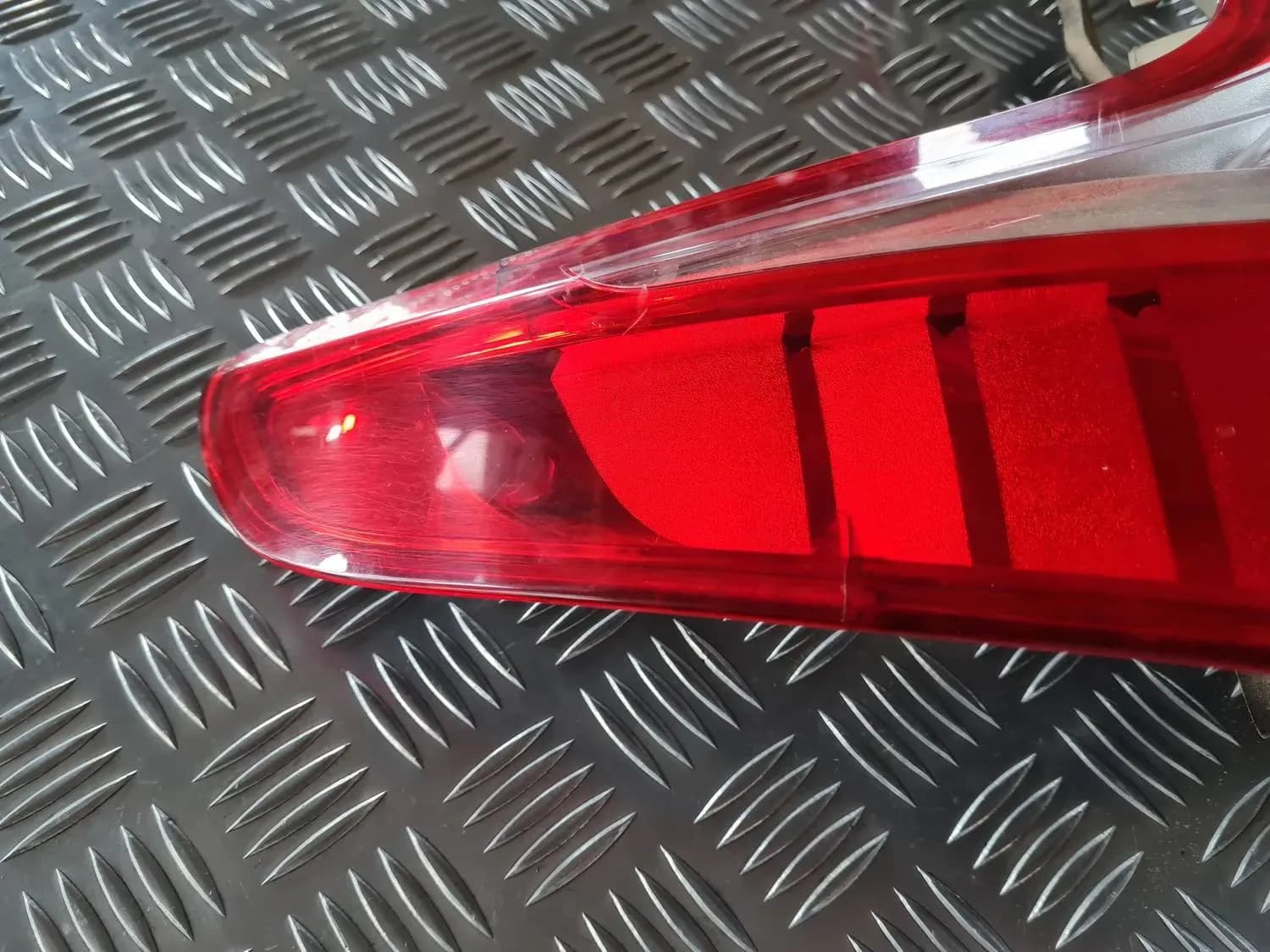 Zadné ľavé svietidlo RENAULT SCENIC III 2011 - foto 3