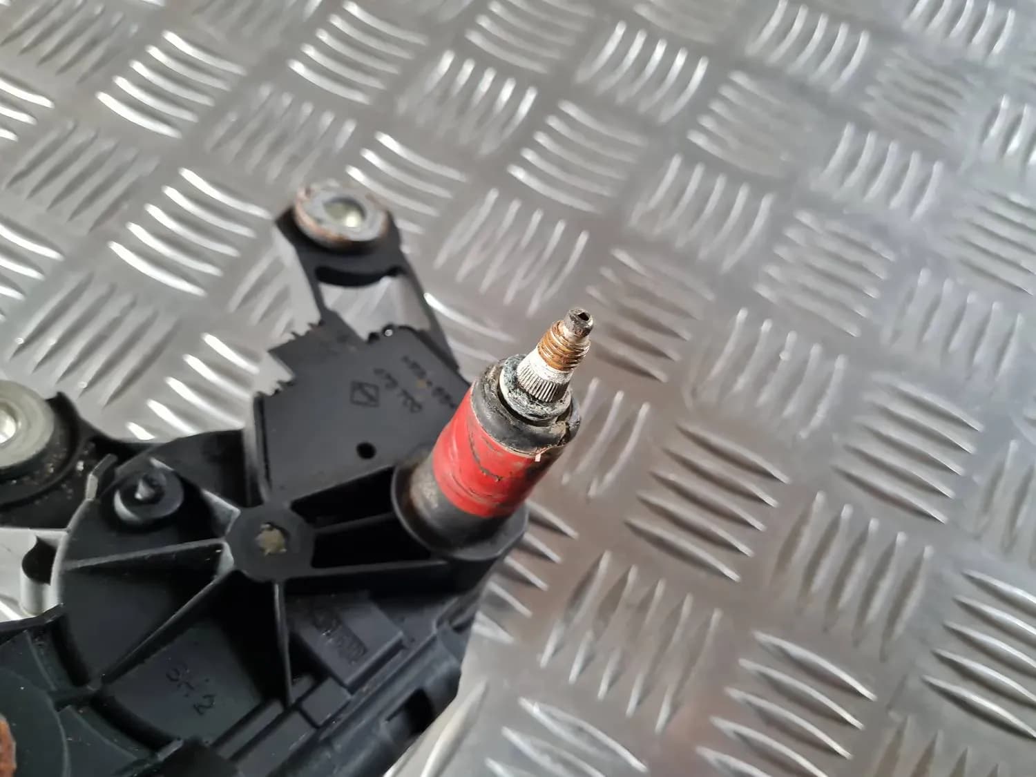 Motor stierača zadného okna AUDI A6 2008 - foto 2