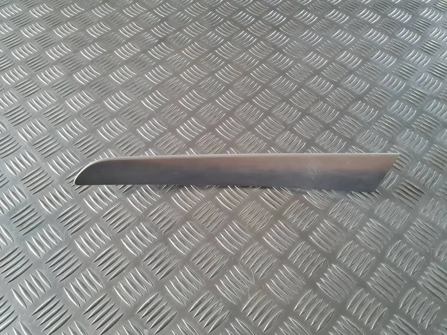 Obloženie dverí AUDI A6 2008 - foto 1