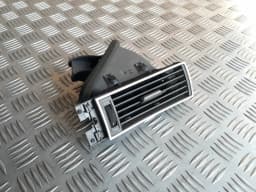 Ventilátor na prístrojovej doske, pravá strana AUDI A6 AVANT 2006