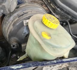 Nádržka brzdovej kvapaliny VW PASSAT 2000 BLUE