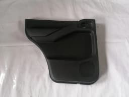 Obloženie zadných ľavých dverí NISSAN PATHFINDER 2006